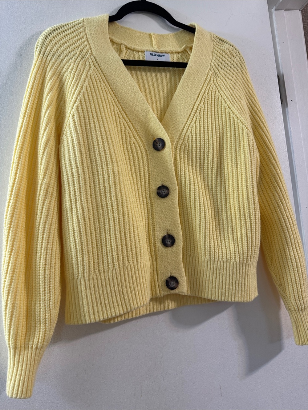 Old Navy Pale Yellow Ribbed V-Neck Button Cardigan